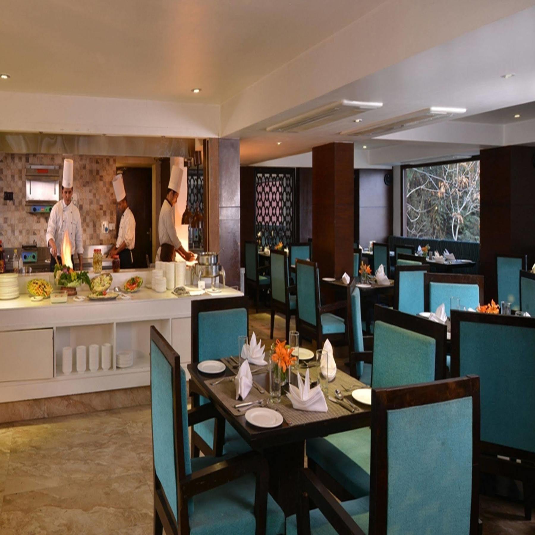 Golden Tulip Srinagar 호텔 외부 사진